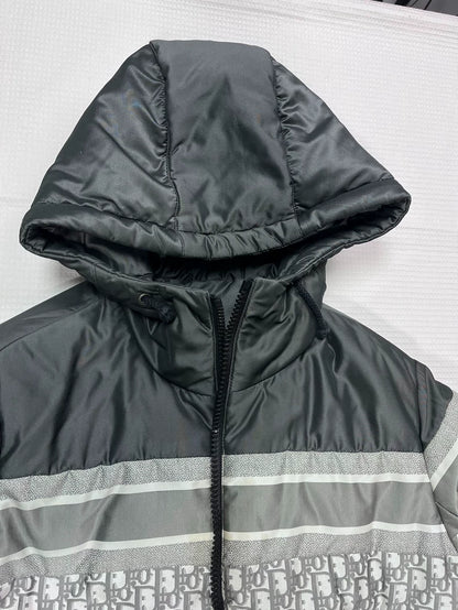 Dior Logo Print Puffer Jacket in XS