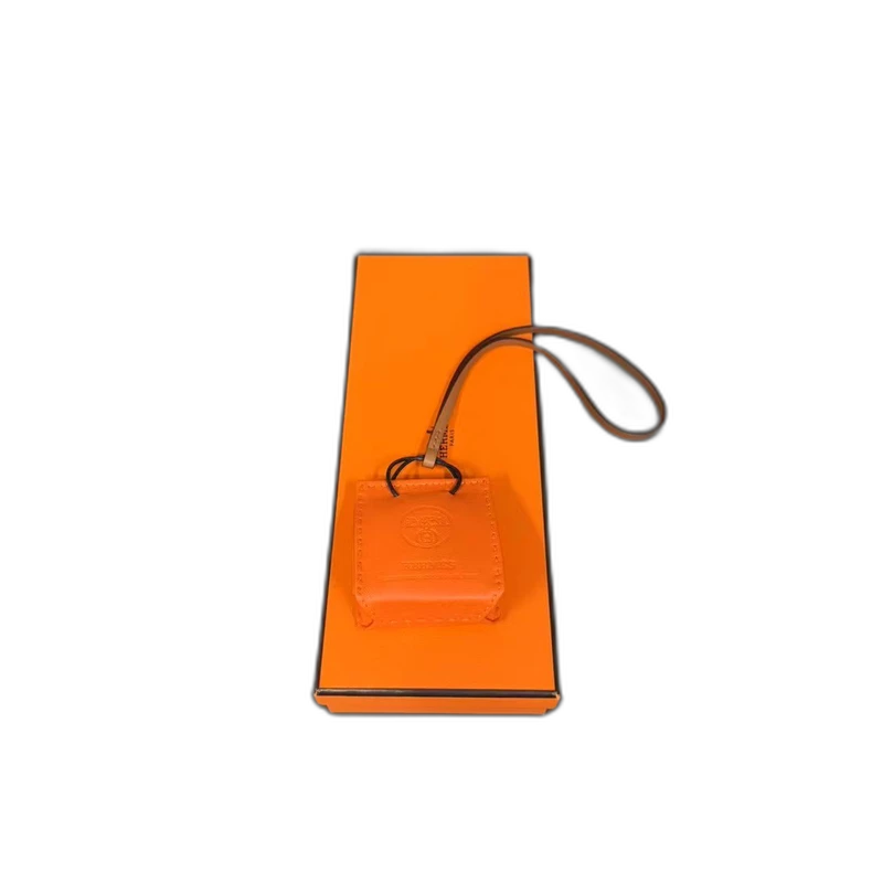 Hermes Leather Accessory Tag