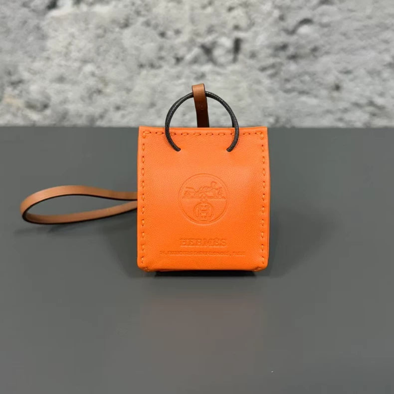 Hermes Leather Accessory Tag