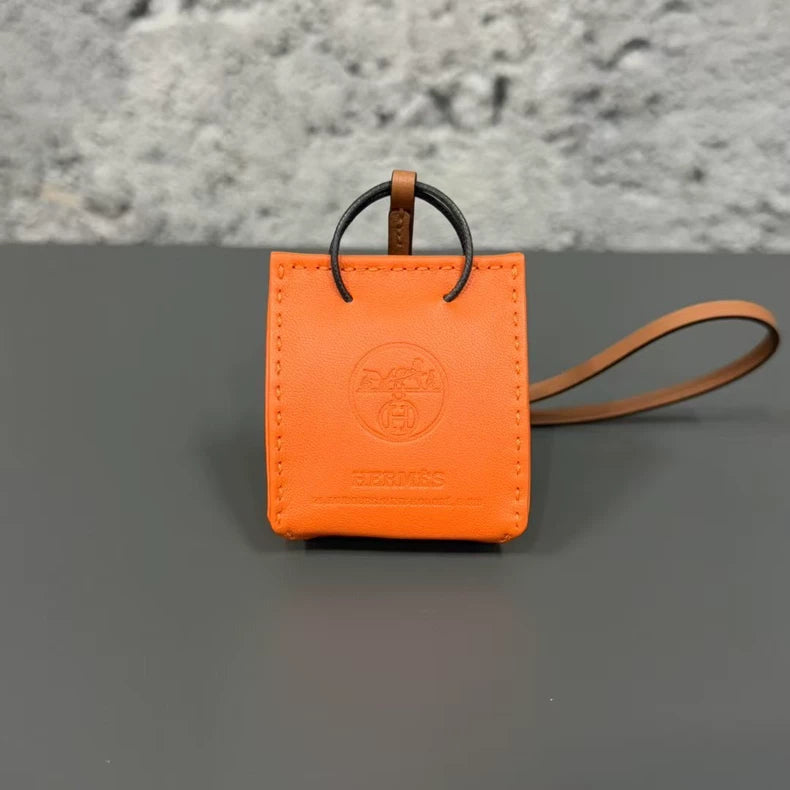 Hermes Leather Accessory Tag