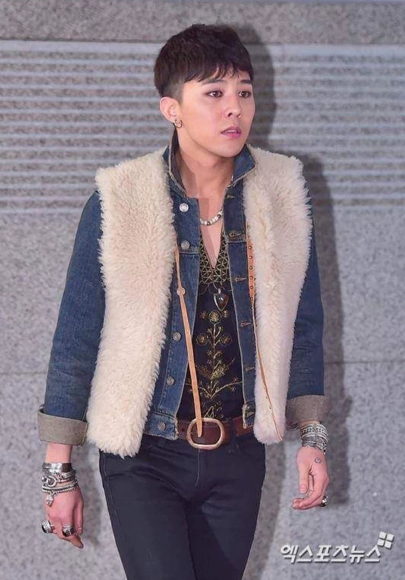 SAINT LAURENT 2015SS Washed Blue Denim Jacket