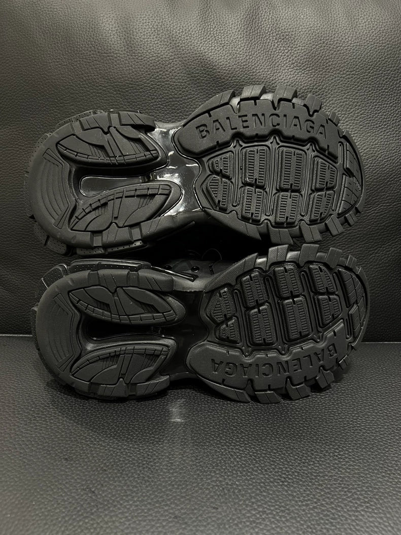 Balenciaga Black Track Dad Sneakers-zp