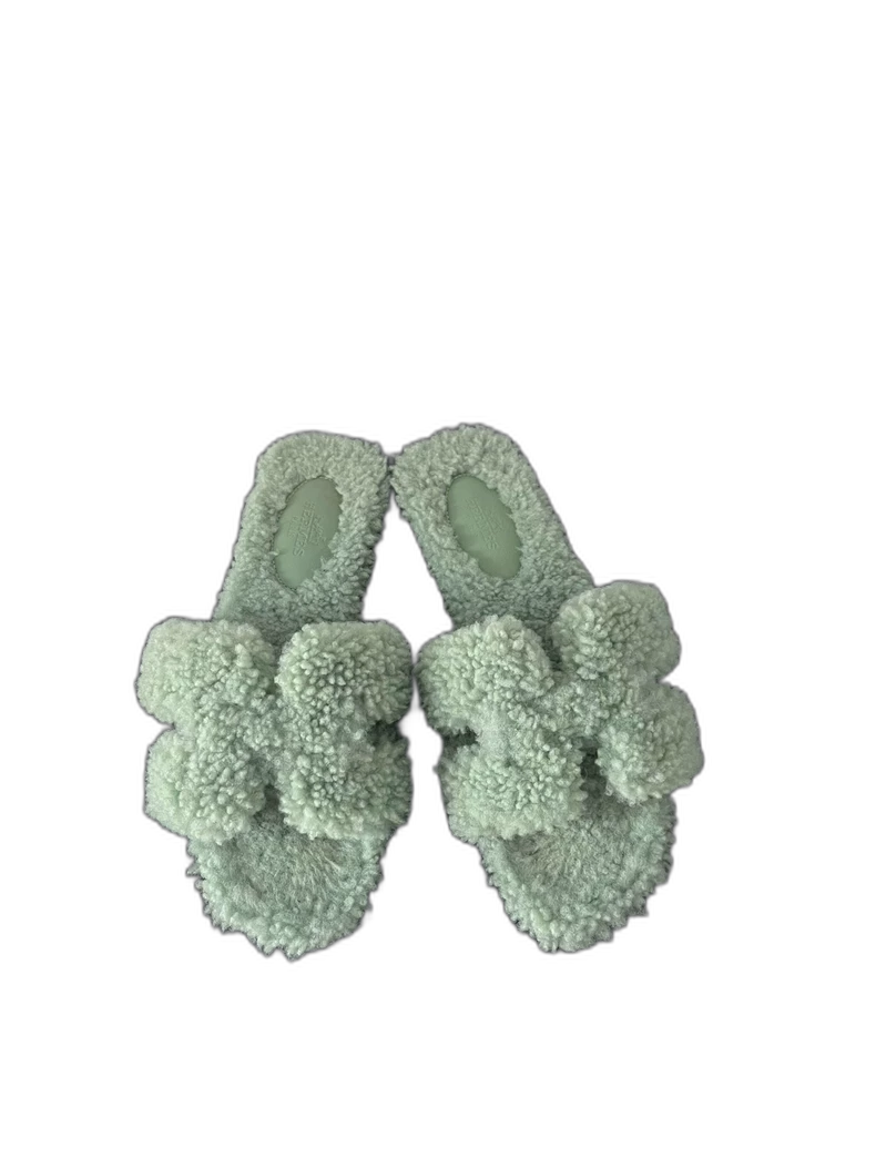 Hermes Slippers Size 35 in Mint Green