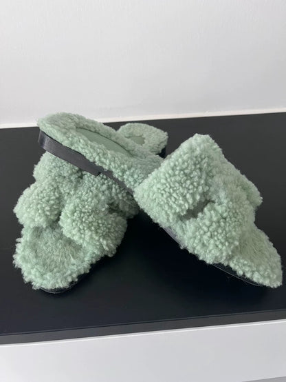 Hermes Slippers Size 35 in Mint Green