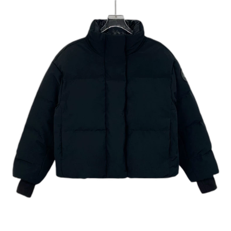 Canada Goose Down Jacket M Size