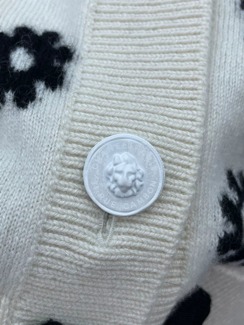 Chanel Black and White Daisy Knit Skirt