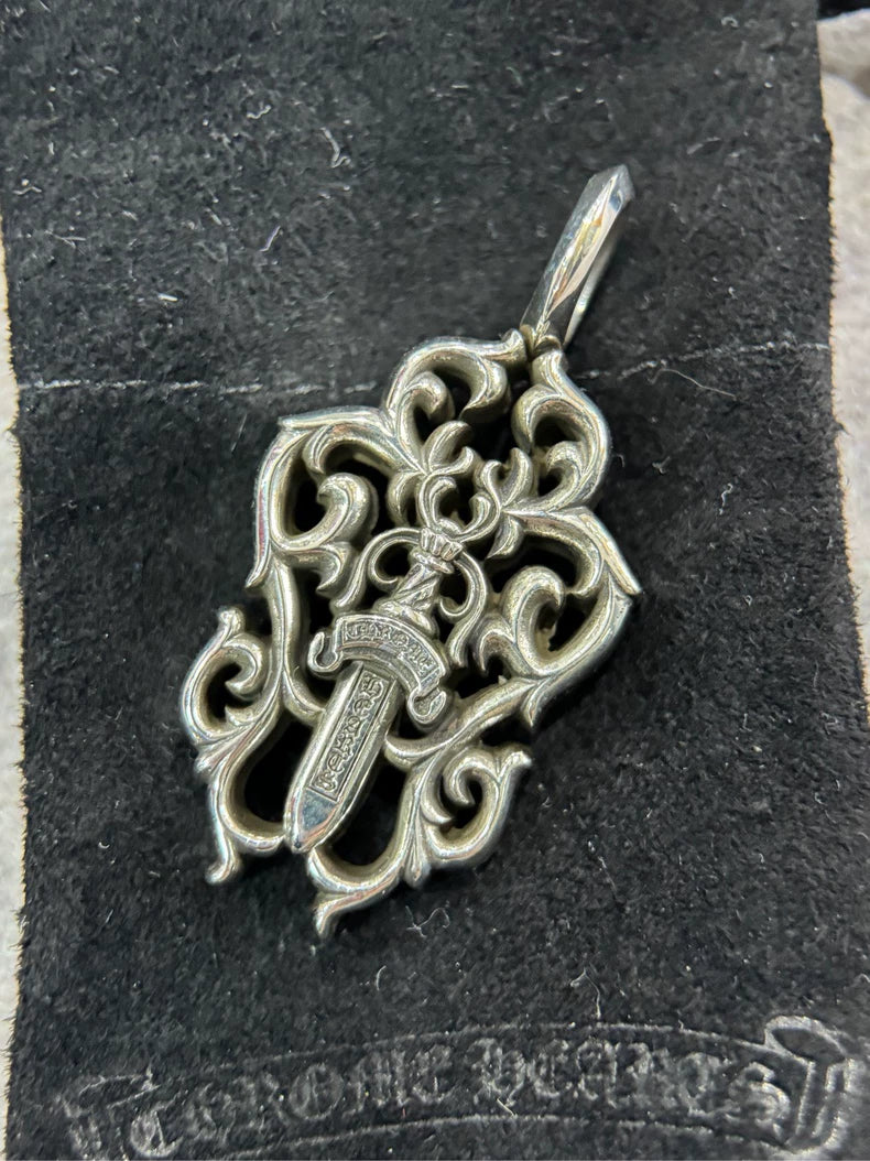 Chrome Hearts Vine Sword Pendant-yf