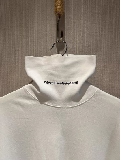Peaceminusone High Neck Sweatshirt White