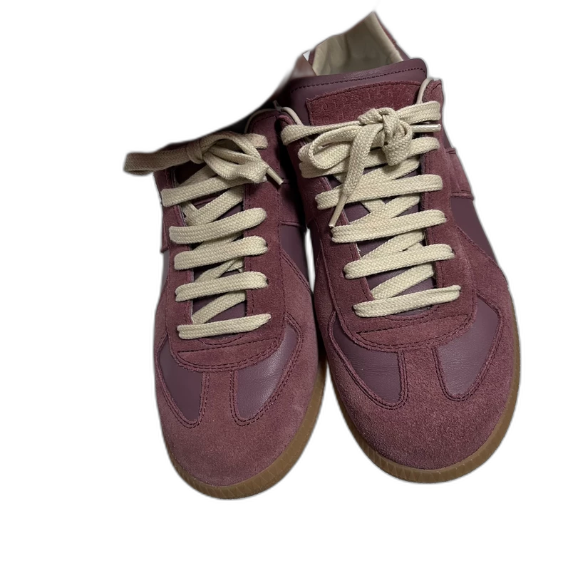 Maison Margiela Sneakers in Burgundy Color
