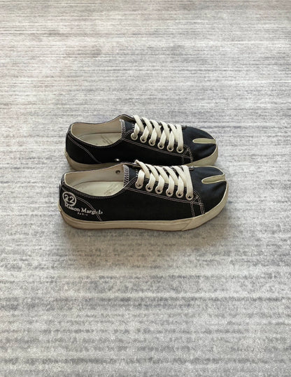 Margiela Tabi Canvas Shoes Black White-zp