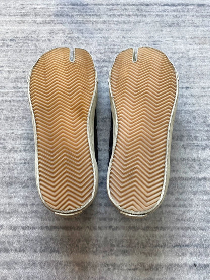 Margiela Tabi Canvas Shoes Black White-zp