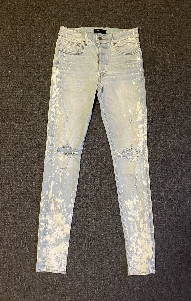 Amiri Distressed Light Wash Jeans-yf
