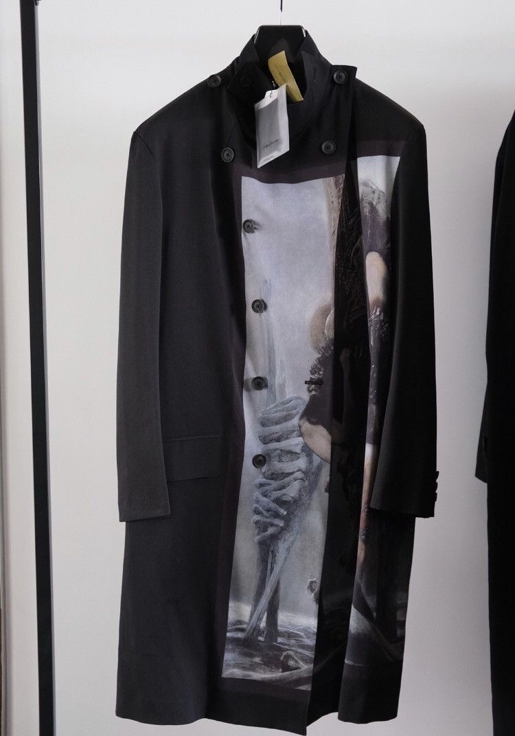 Yohji Yamamoto 22Aw Beksinski Painting Coat - DMC