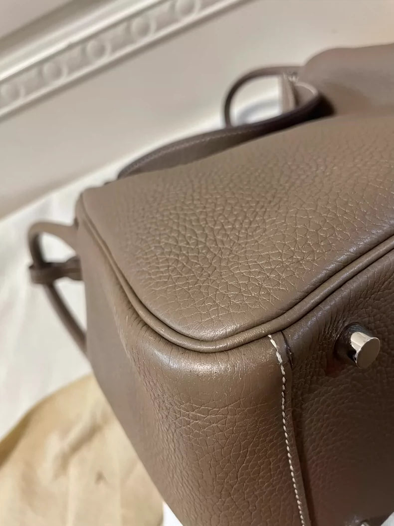 Hermes Lindy 26 Bag in Gray Color