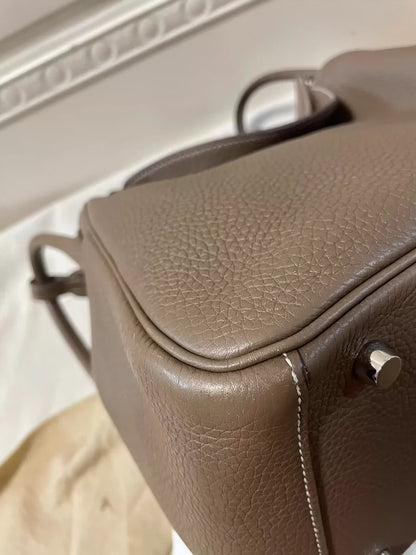 Hermes Lindy 26 Bag in Gray Color