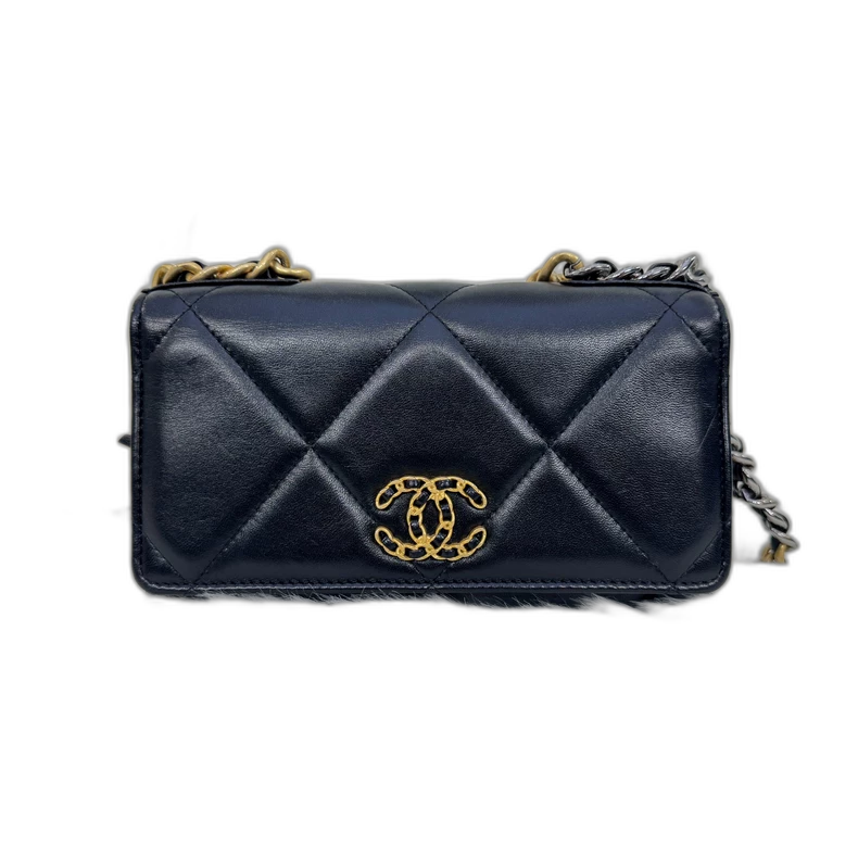 Chanel Classic Logo Leather Shoulder Bag