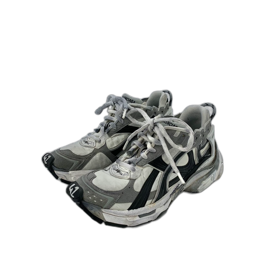 Balenciaga Runner Casual Sneakers in Gray