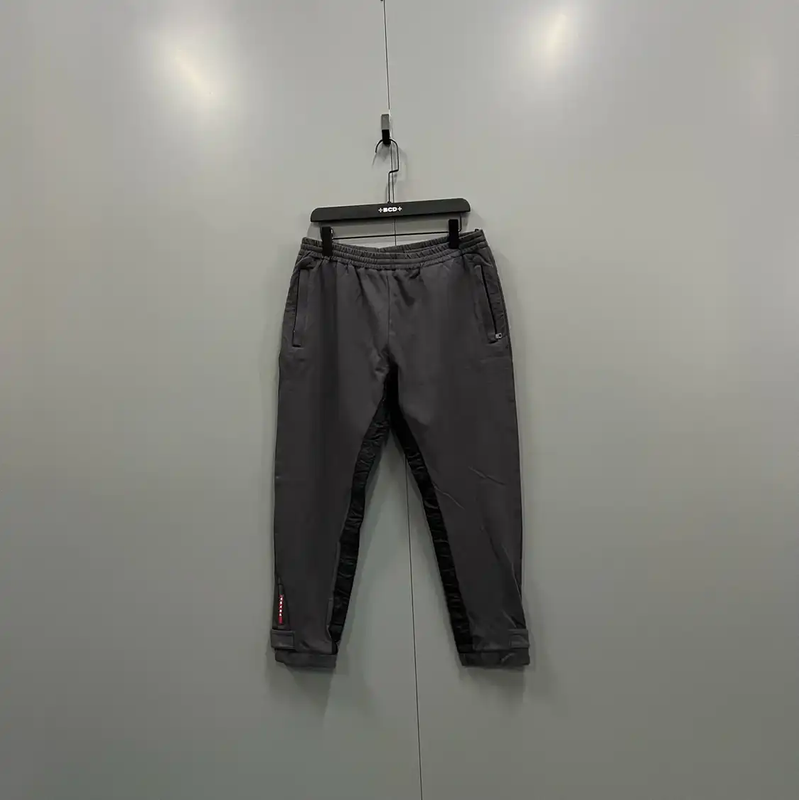 Prada Men's Casual Pants in Gray