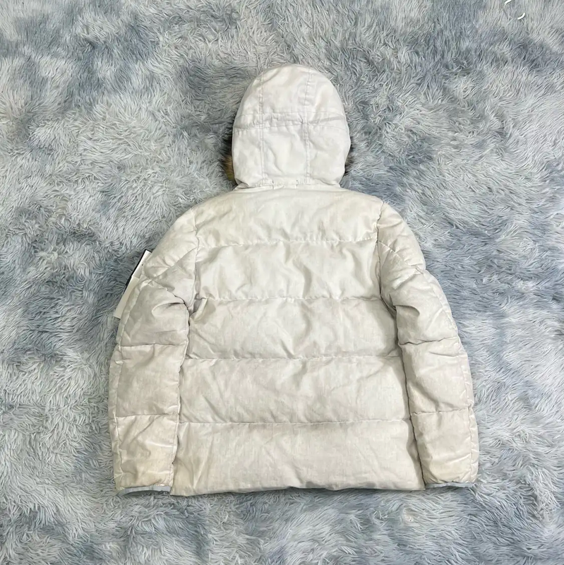 Stone Island Men's Beige Down Jacket 0089