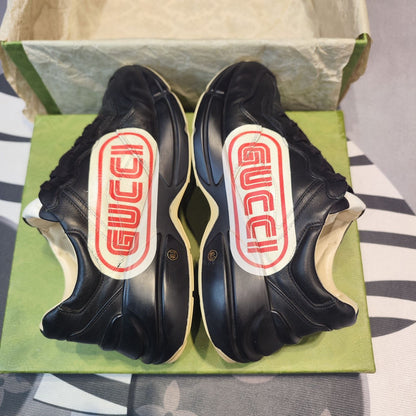 Gucci Rhyton Low-Top Black and Red Sneakers 0079