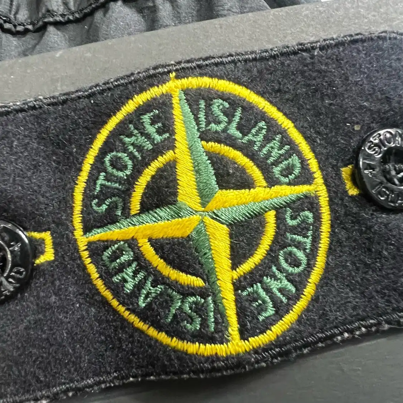 Stone Island Men's Black Lightweight Jacket 0089
