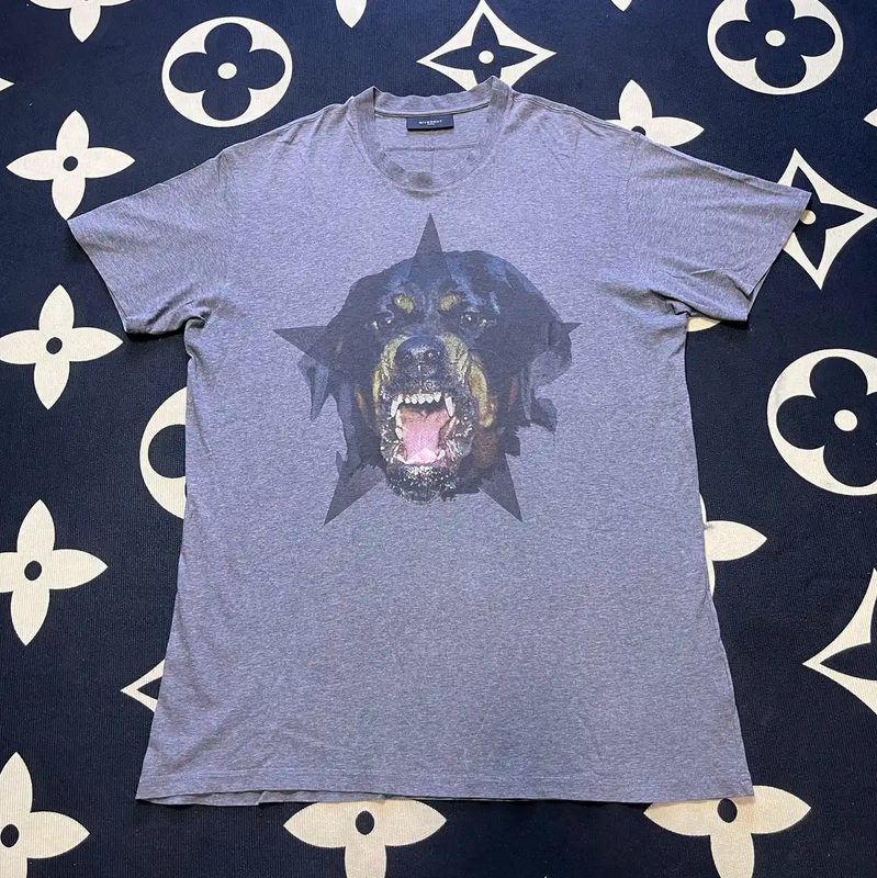 Givenchy Men’s Gray Short Sleeve T-Shirt 0089