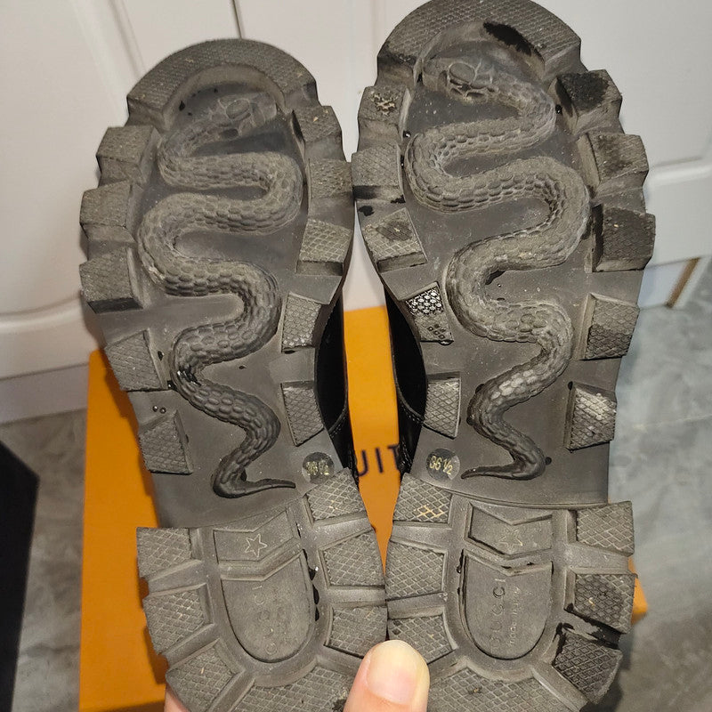 Gucci Women's Leather Web Ankle Boots in Black 0079