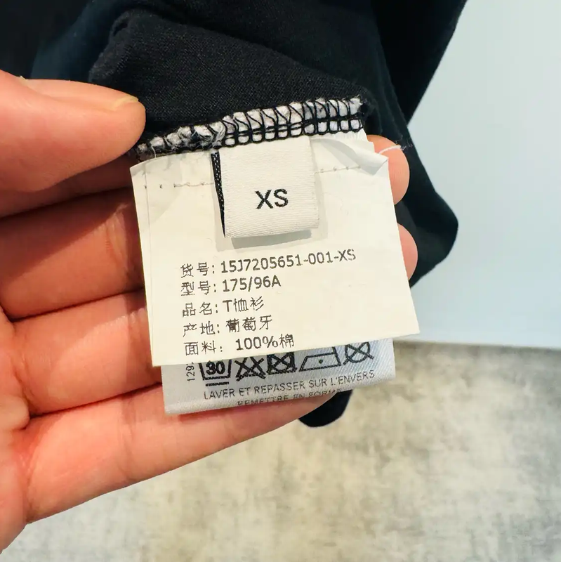 Givenchy Black Cotton T-Shirt for Men 0089