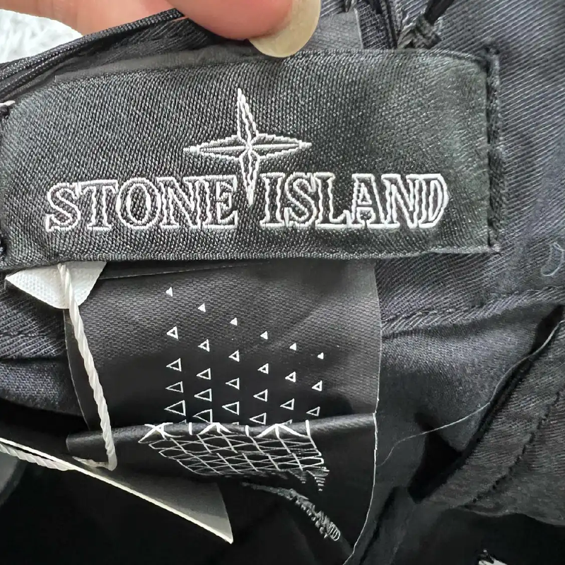 Stone Island Black Men's Casual Pants 0089