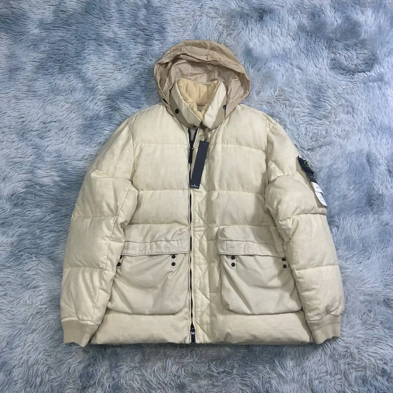 Stone Island Men's XL White Down Jacket 0089