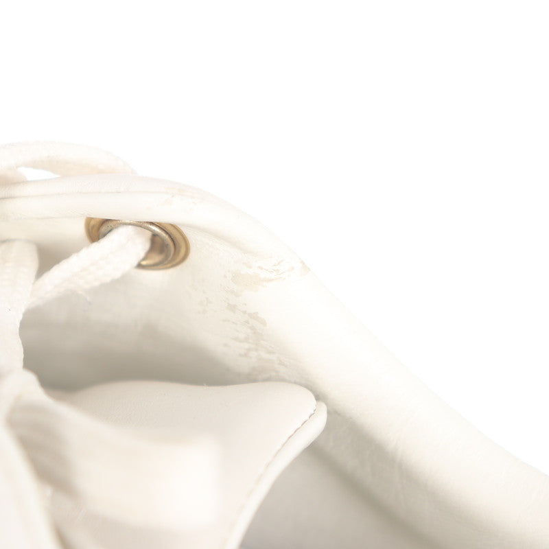 Louis Vuitton White Round-Toe Sneakers 0079