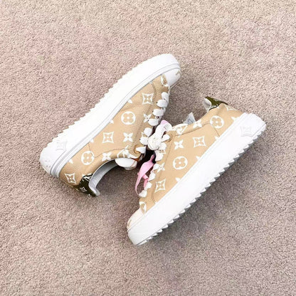 Louis Vuitton Low-Top Leather Sneakers in White/Brown 0079