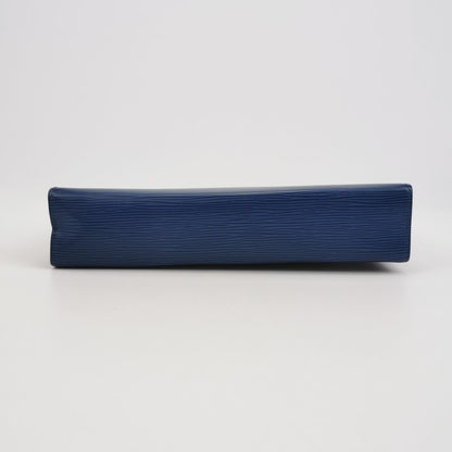 Louis Vuitton Pochette Voyage Medium Blue Epi Clutch