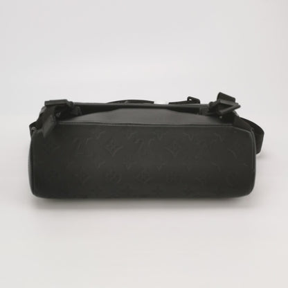 Louis Vuitton Porte Documents Voyage Leather Crossbody Bag