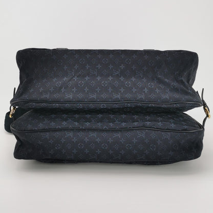 Louis Vuitton Monogram Canvas Messenger Bag