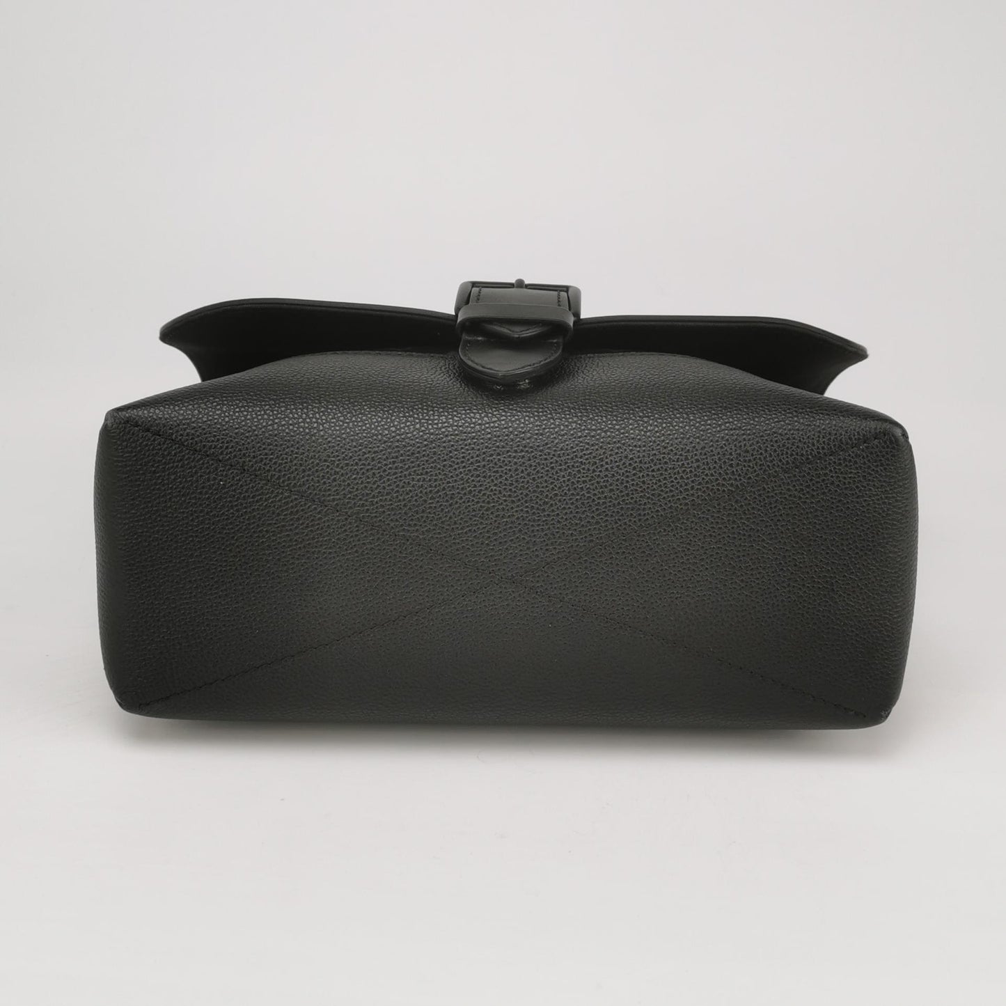 Louis Vuitton Saumur Monogram Crossbody Bag