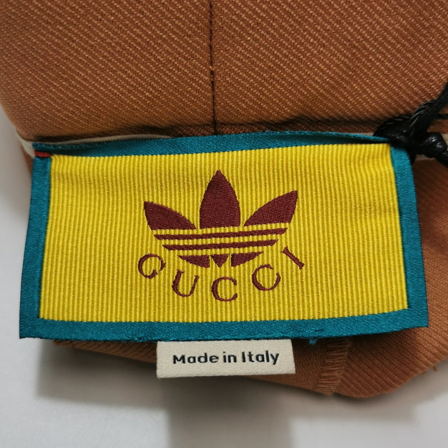 Gucci x Adidas Solid Color Shorts L/50