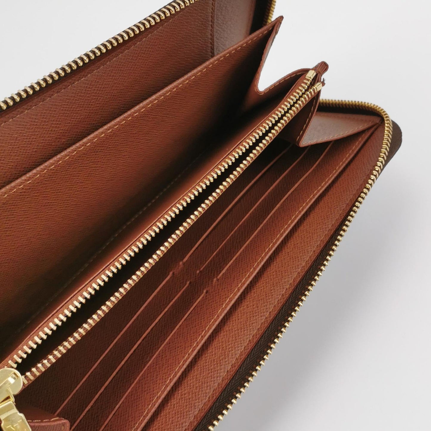 Louis Vuitton Zippy Monogram Zip-Around Wallet