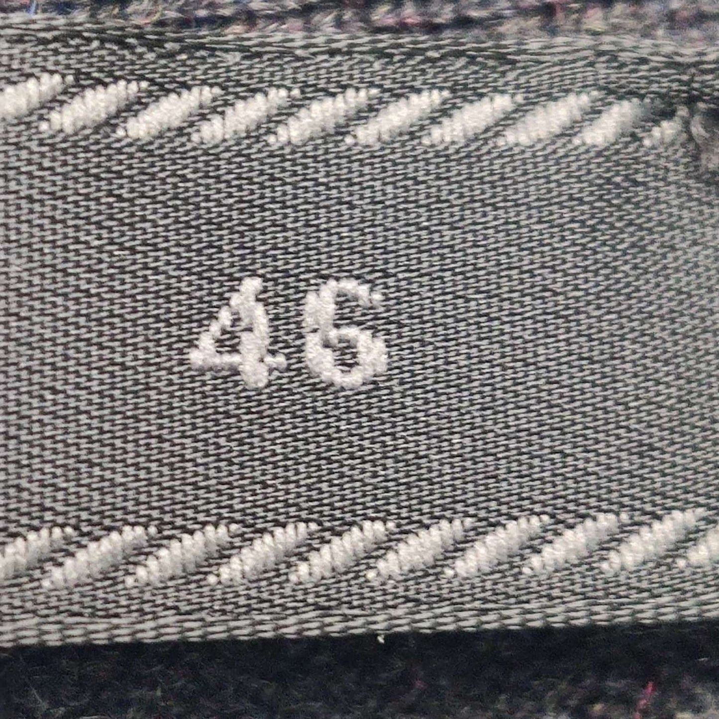 Prada Wool V-Neck Single-Breasted Long-Sleeve Cardigan