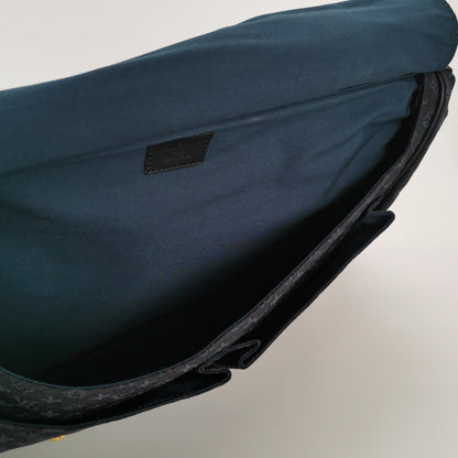 Louis Vuitton Monogram Canvas Messenger Bag