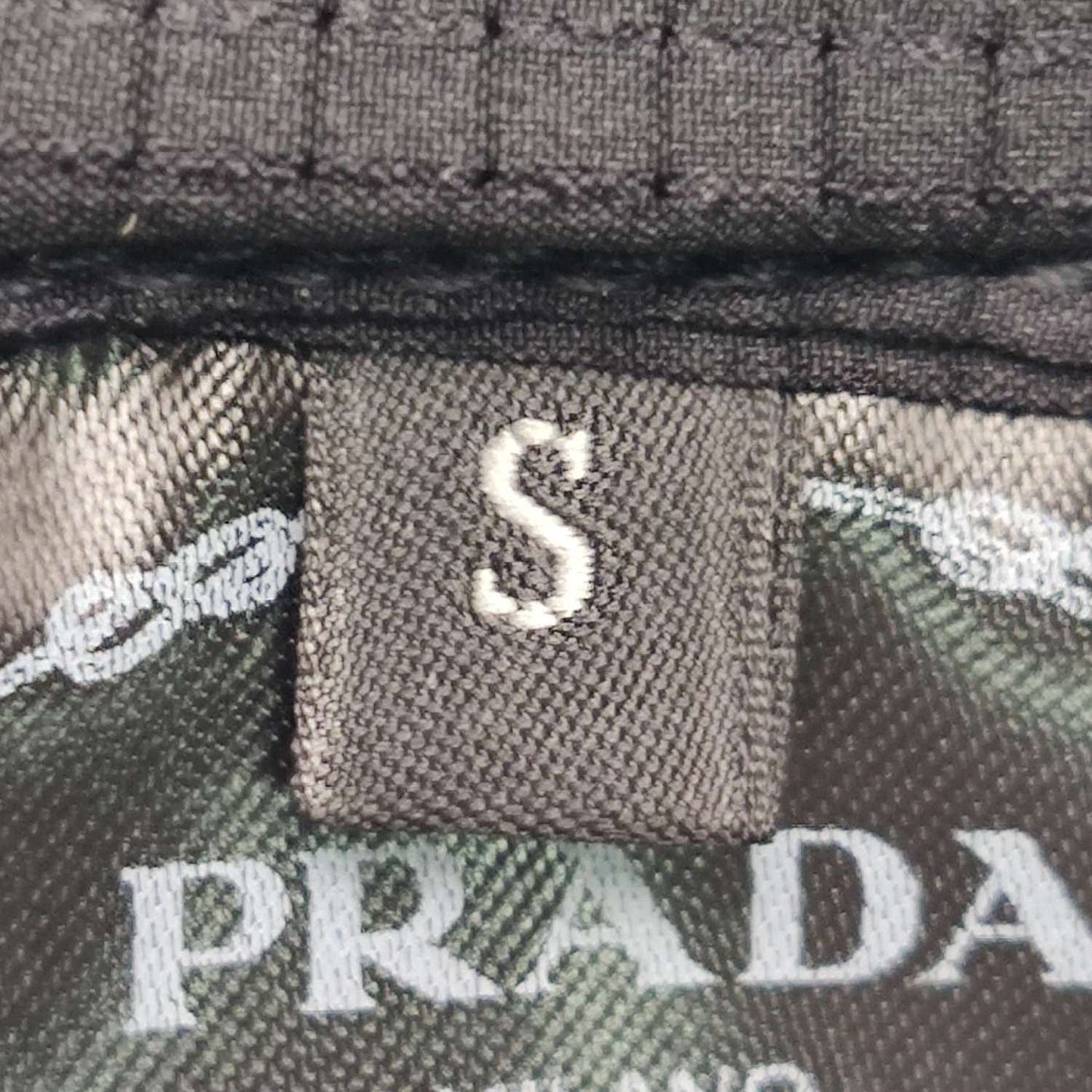 Prada Solid Letter Logo Shorts S Size