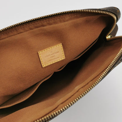 Louis Vuitton Monogram Canvas Crossbody Bag