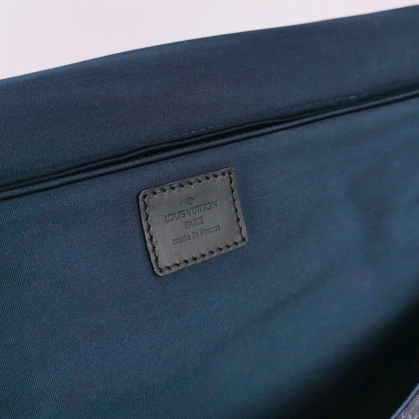 Louis Vuitton Monogram Canvas Messenger Bag