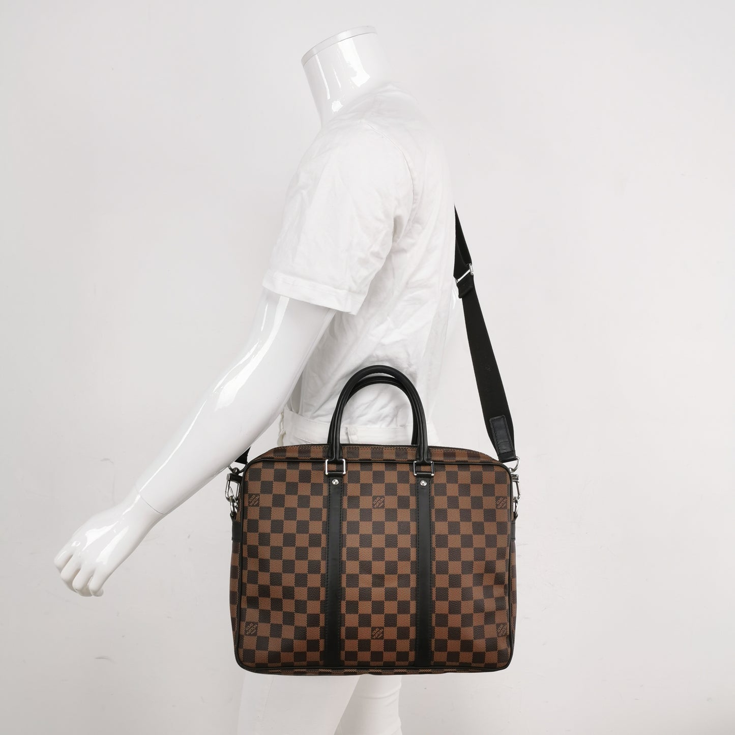 Louis Vuitton Damier PorteDocuments Crossbody Bag
