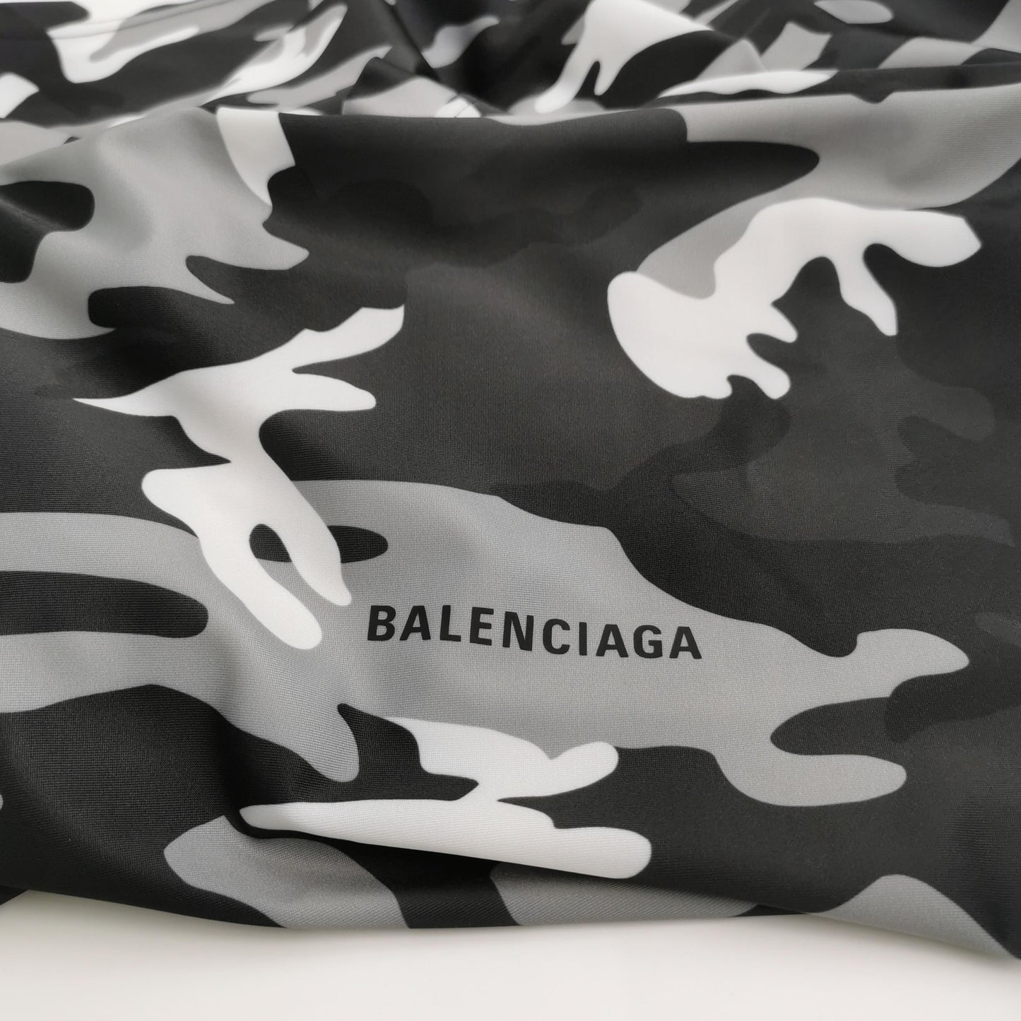 Balenciaga XS Camo Print Crew Neck T-Shirt