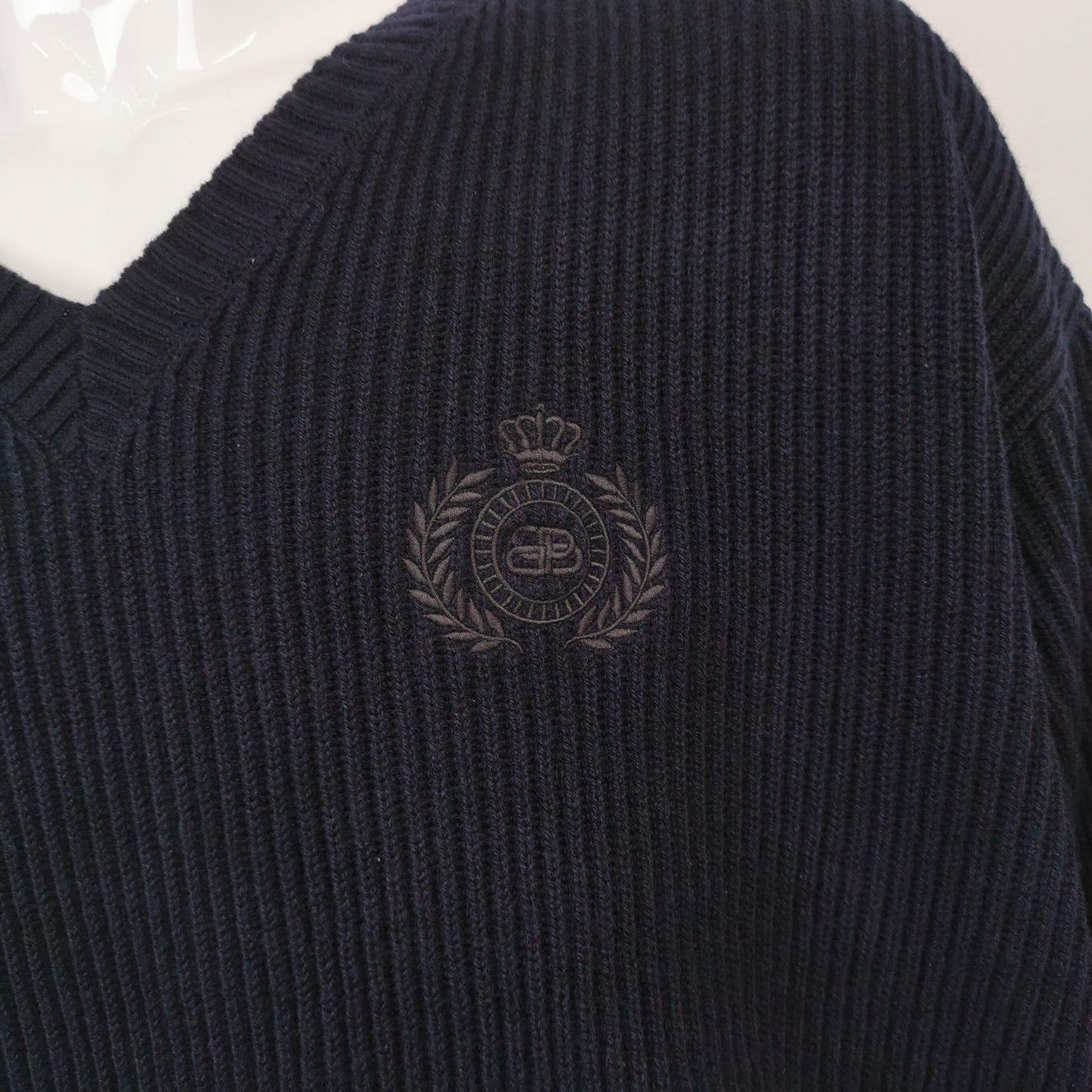 Balenciaga S Wool-Cashmere Blend V-Neck Sweater