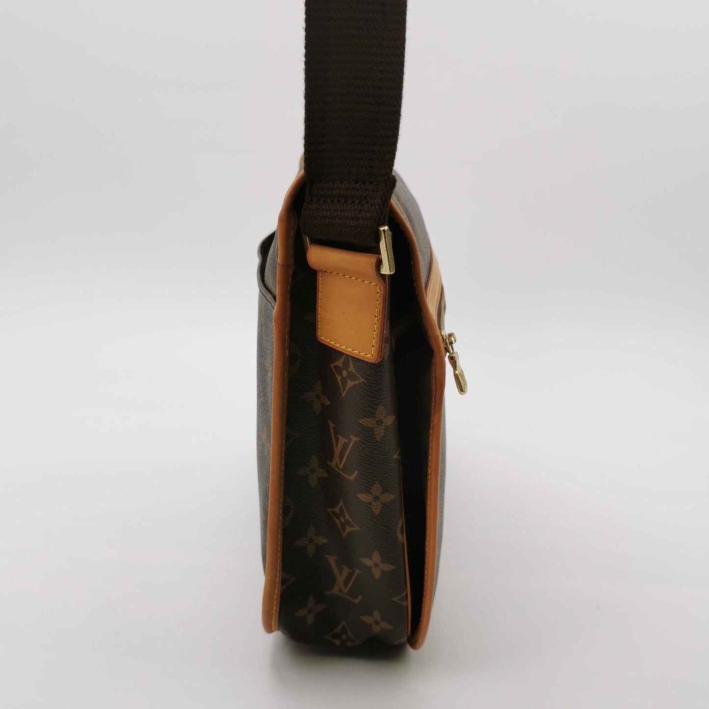 Louis Vuitton Bosphore Monogram Messenger Crossbody Bag