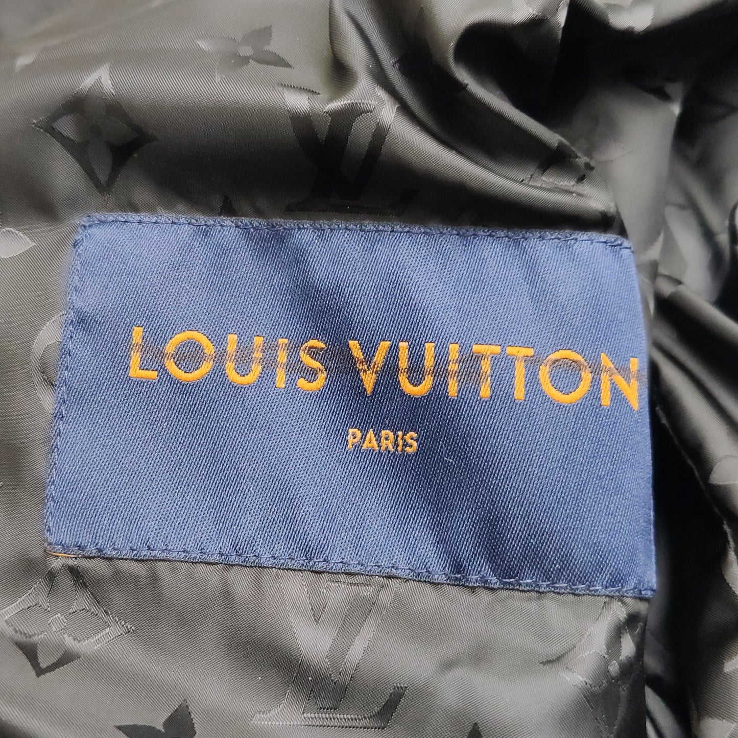 Louis Vuitton Solid Zip Collar Jacket L/52