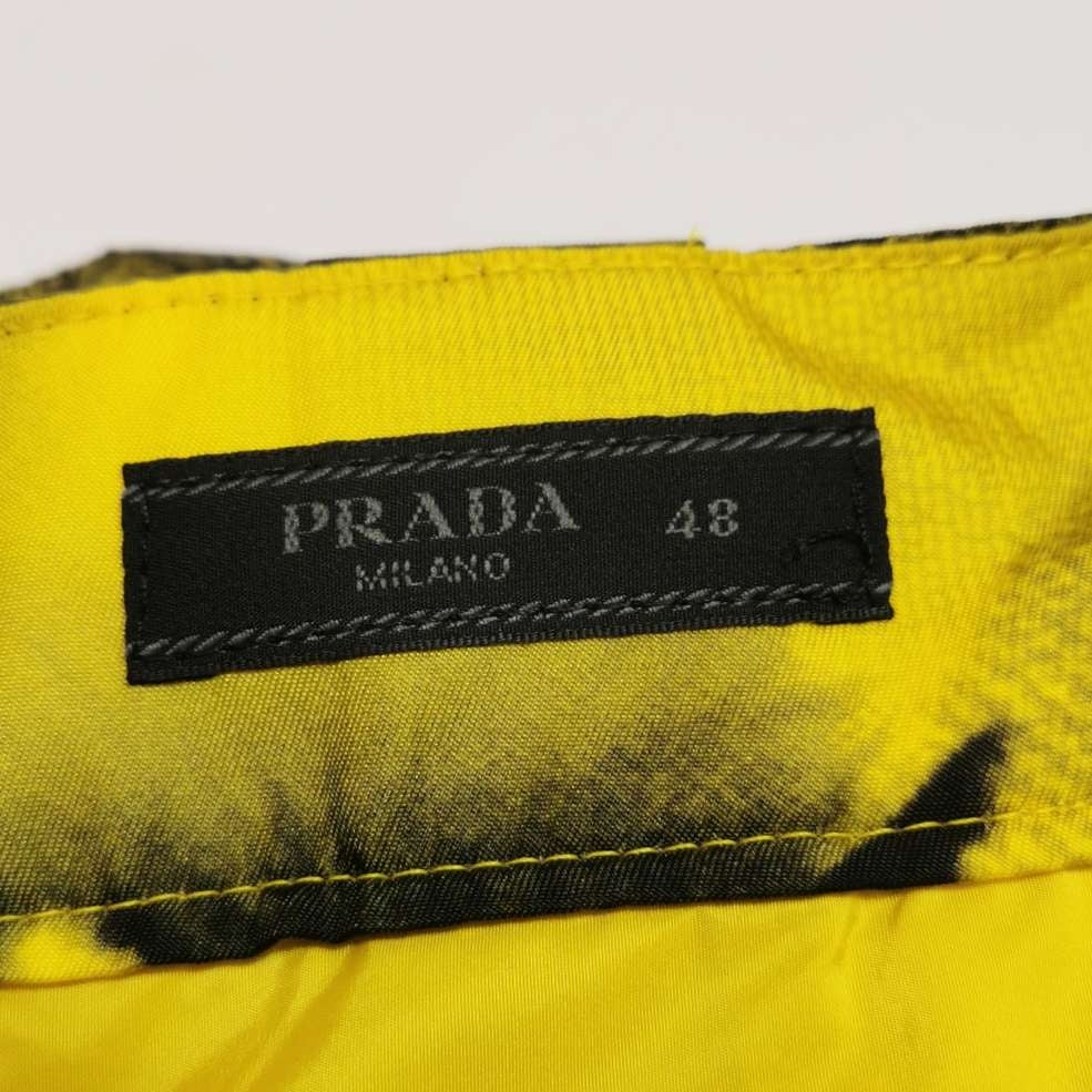 Prada M Size Wolf Print Yellow Shorts