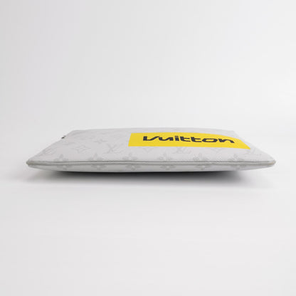 Louis Vuitton Pochette Voyage Gray Monogram Clutch